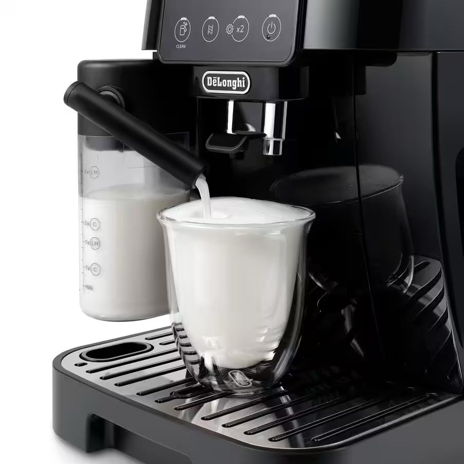 Magnifica Start with LatteCrema system - Delonghi – Procafetière.ca